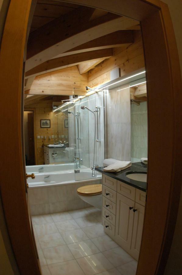 צרמט Chalet Guggenbiel מראה חיצוני תמונה